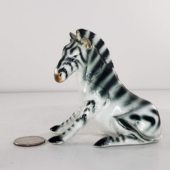 Vintage Bone China Zebra Sitting Figurine - Picture 2 of 9